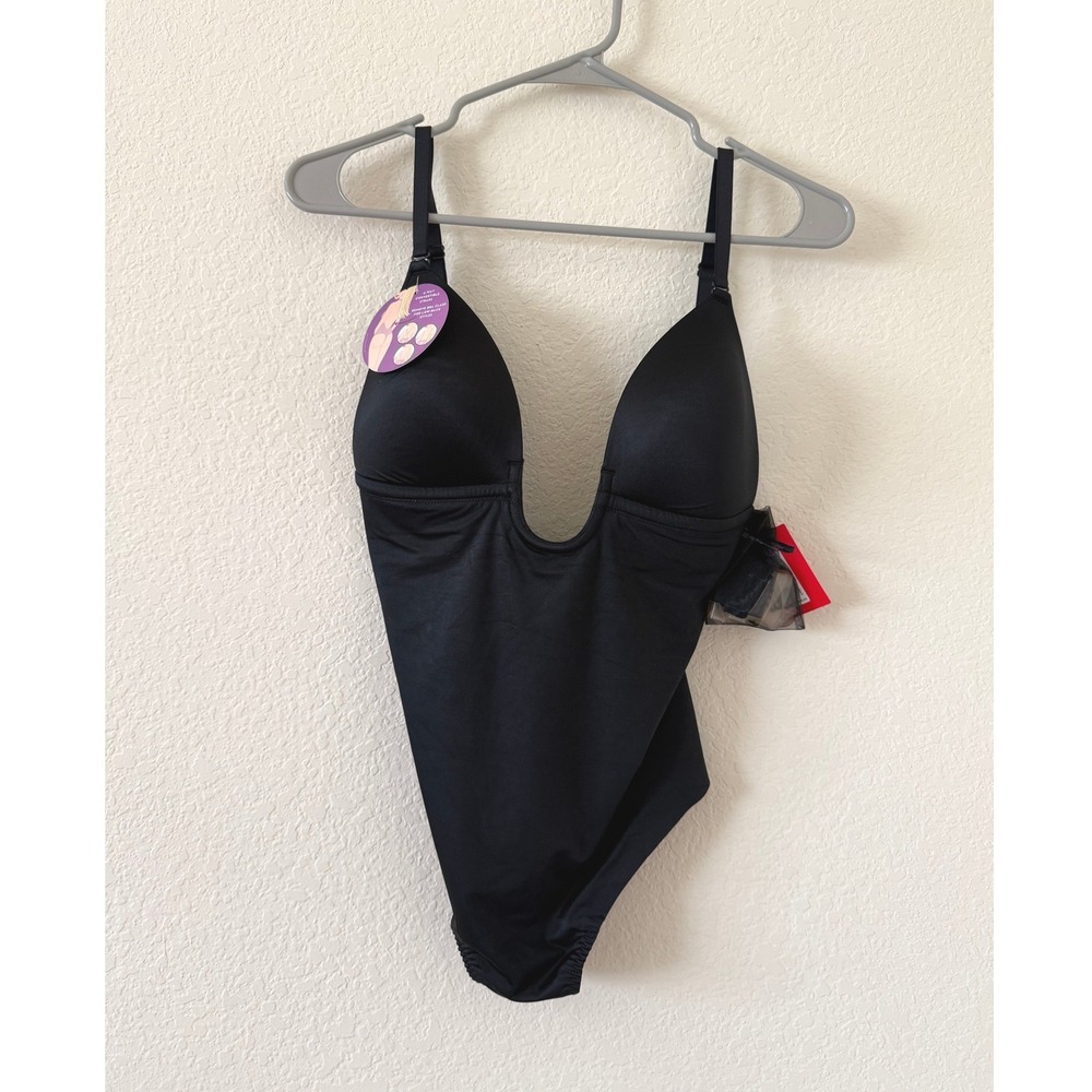 Spanx Suit Your Fancy Plunge Low-Back Thong Bodysuit Very Black 10206R Size M